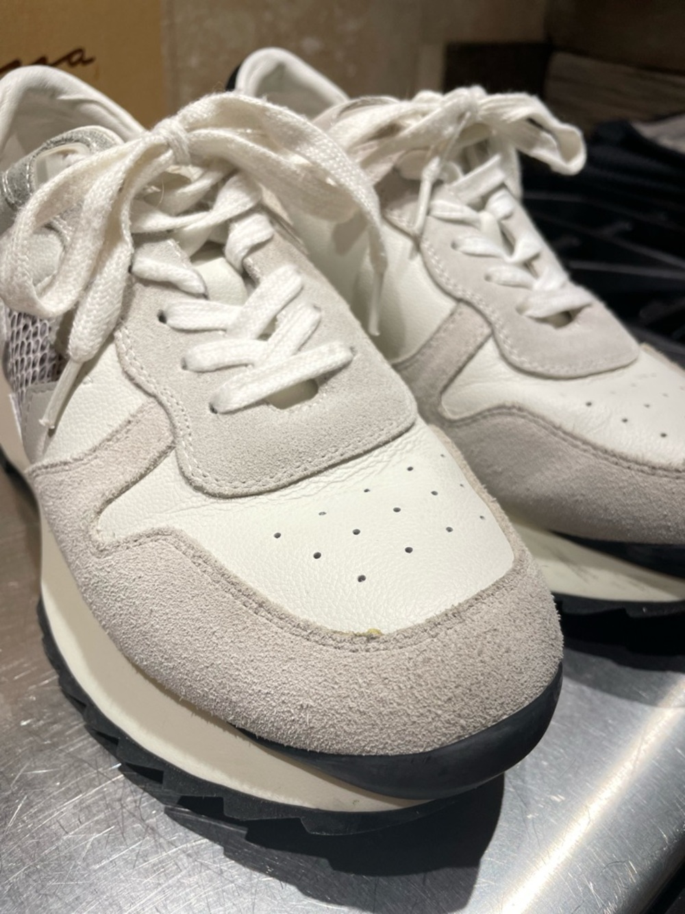 Vintage Havana White & Silver Star Platform Sneakers - Picture 7 of 13